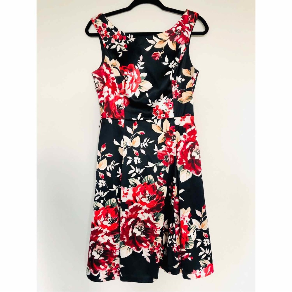 White House Black Market Floral Midi Dress